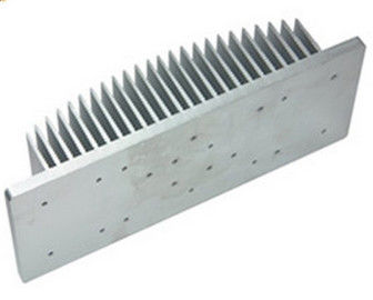 Industrielles Aluminiumprofil-Aluminiumkühlkörper-Verdrängungs-Profile mit CNC maschineller Bearbeitung