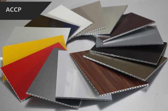 Super heller Aluminiumkern-zusammengesetztes Platten-nicht brennbares langlebiges Gut