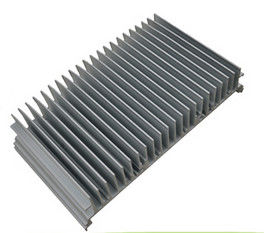 Heizkörper-Verdrängungs-Aluminiumprofile, verdrängte Aluminiumkühlkörper Rohs/Reichweite