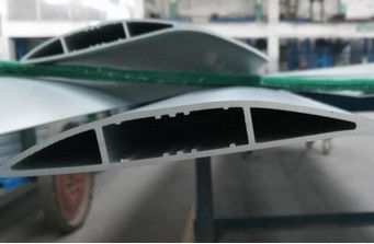 Lager unter Verwendung der industriellen Palmwedel-Ventilatorflügel/der Aluminiumjalousien täfeln HVLS-Ventilatorflügel