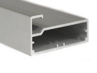 Aluminiumverdrängung profiliert 6061, die silbriges anodisiertes Poweder malte