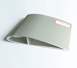 Silbriges Pulver malte industriellen Ventilatorflügel/Aluminiumverdrängungs-Profil für abkühlendes Blatt