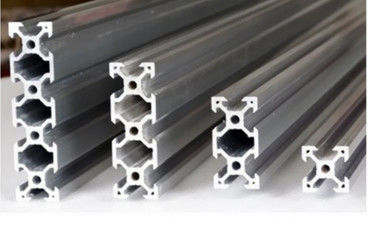 Silbrige anodisierte Aluminiumverdrängungs-Profile für Fertigungsstraße, t-Schlitz-Aluminium-Profil