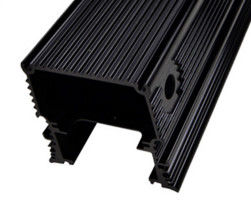 Schwärzen Sie anodisierte Aluminiumverdrängungen für Elektronik/elektrische Abdeckung/elektronische Einschließung