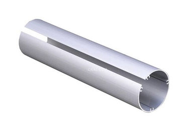 Kundengebundene geformte anodisierte Aluminiumrohr-Runde mit der maschinellen Bearbeitung des Ausschnitt-/CNC