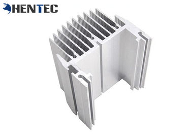 Aluminiumheizkörper/Aluminiumkühlkörper-Verdrängung profiliert das anodisierte Silber