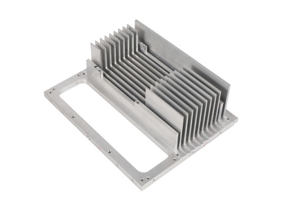 6061 Aluminiumkühlkörper-Verdrängungs-Profile für Wasserspender/elektrischen Heizkörper/automatische Industrie